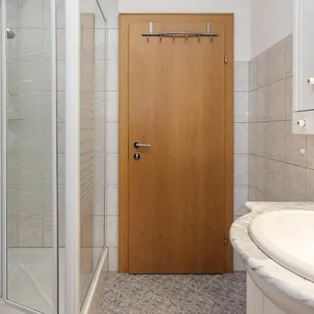 Haus Sahin 아파트 *
