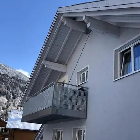 Haus Sahin 아파트